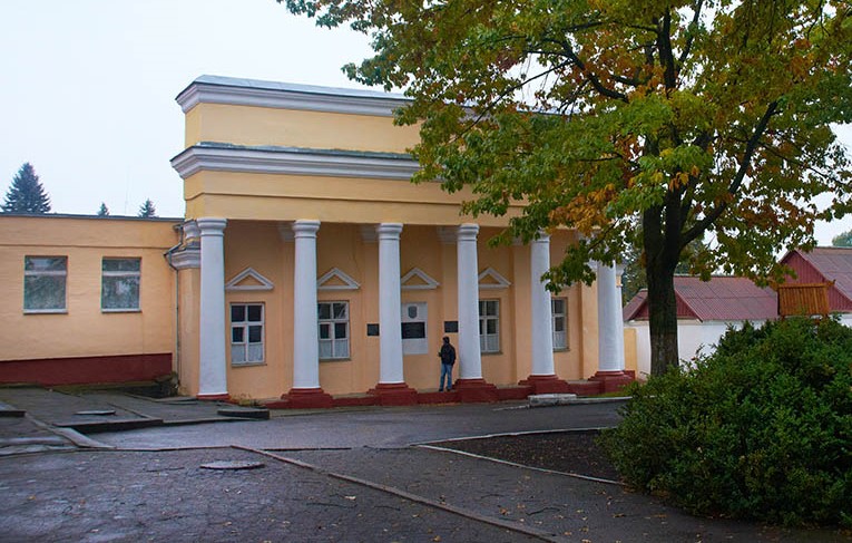 The building of the former gymnasium, 1827