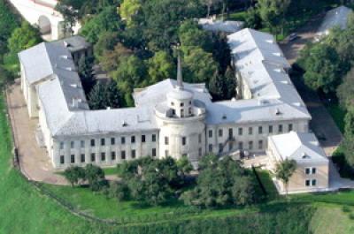 Grodno State Museum  of History and Archaeology/   New Castle