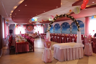 Cafe &quot;Belye parusa &quot;