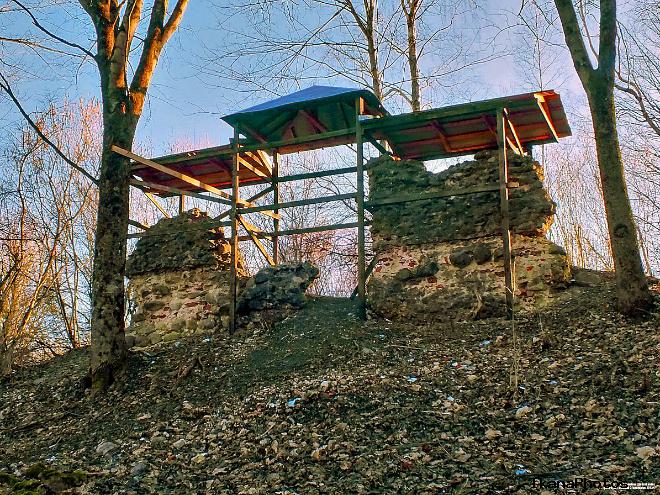 Руины замка, ХV – ХVI стст.