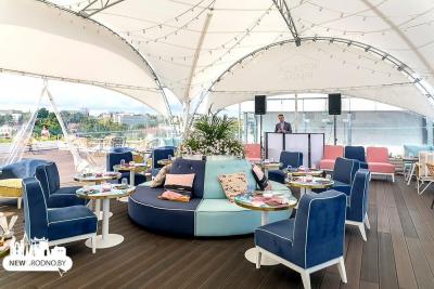 Summer (seasonal) cafe «Krysha mira»