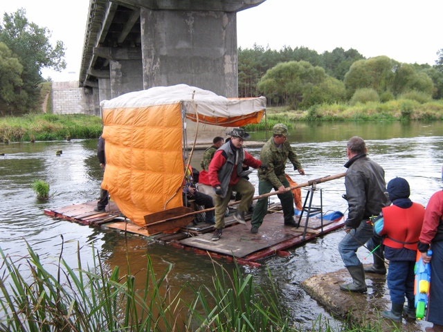 On the waterway of the expedition of COUNT TYSZKIEWICZ