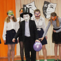 WAKACYJNE „SPOTKANIA TEATRALNE”